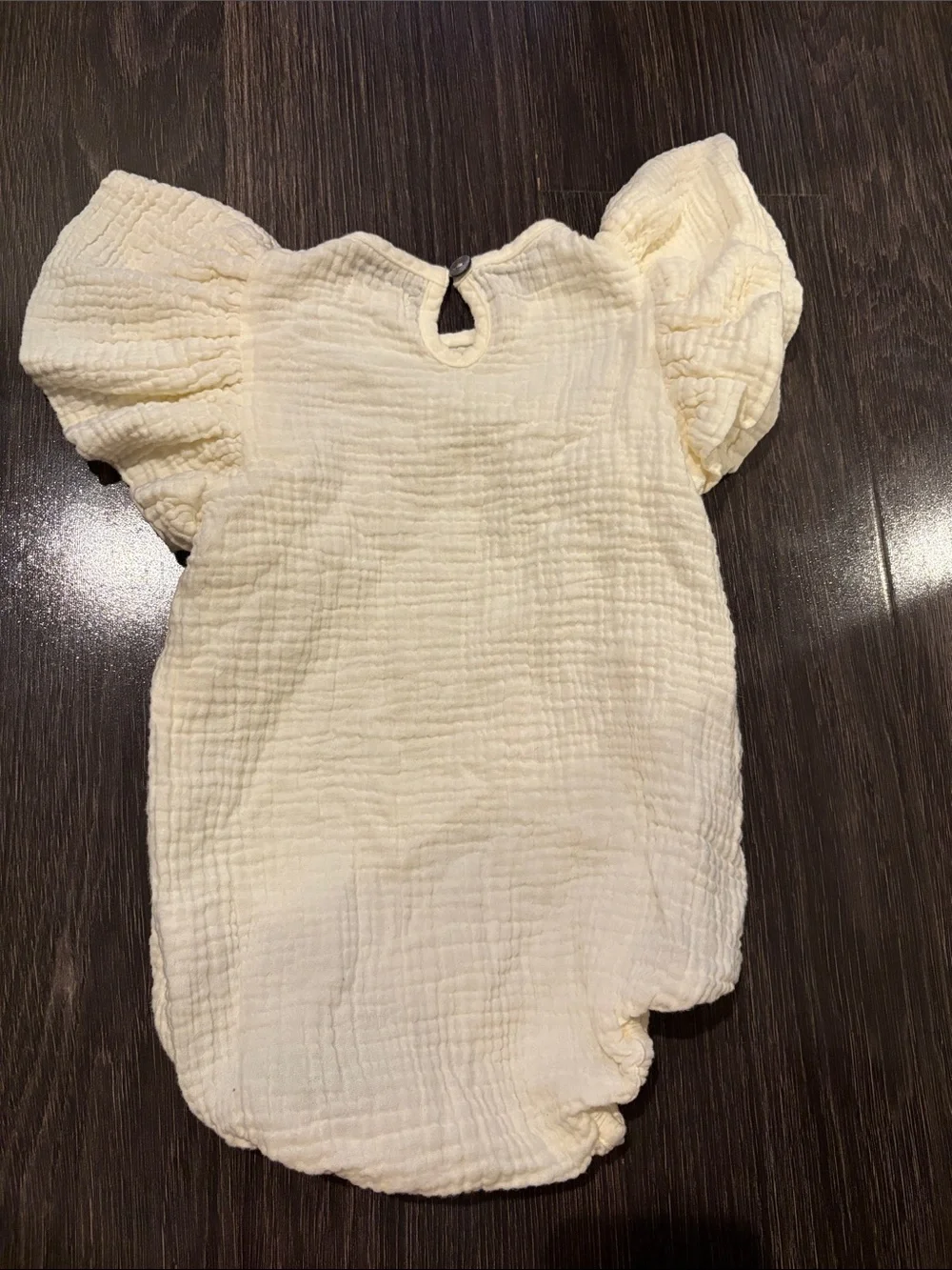 Oat 100% cotton light yellow ruffle sleeve onesie